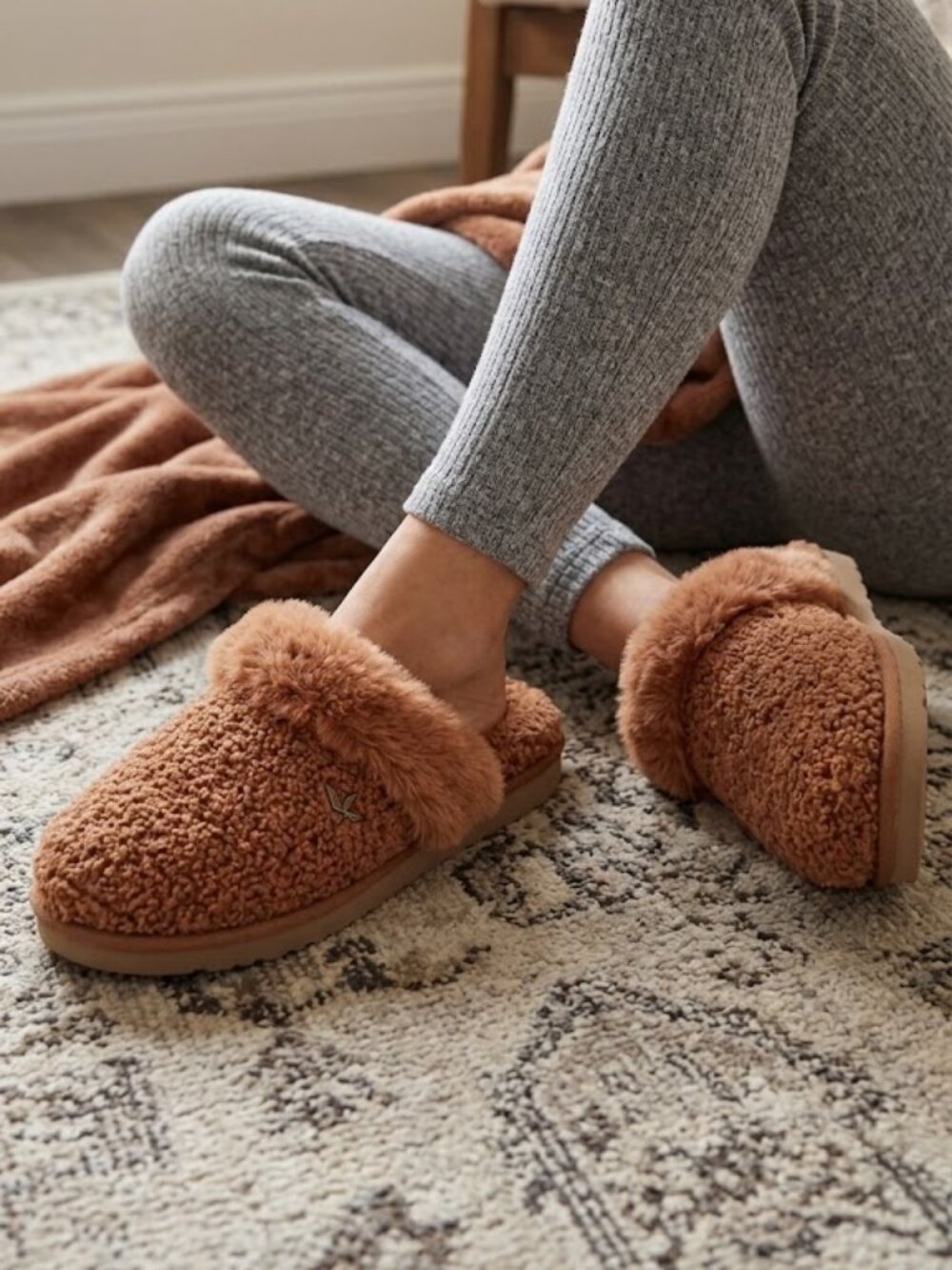 Koolaburra by UGG Chestnut Teddy Sherpa Faux Fur Mule Slippers Size 7